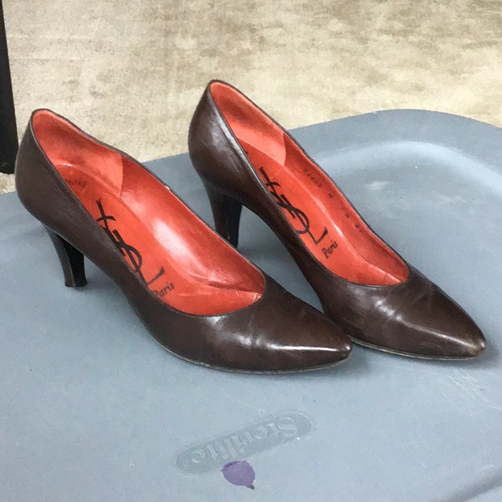 YSL Brown leather heel. Size 7 1/2. Fair condition